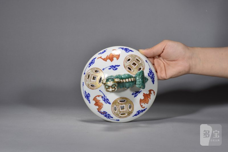 清道光 粉彩双龙戏珠纹冲天耳炉 - 图8